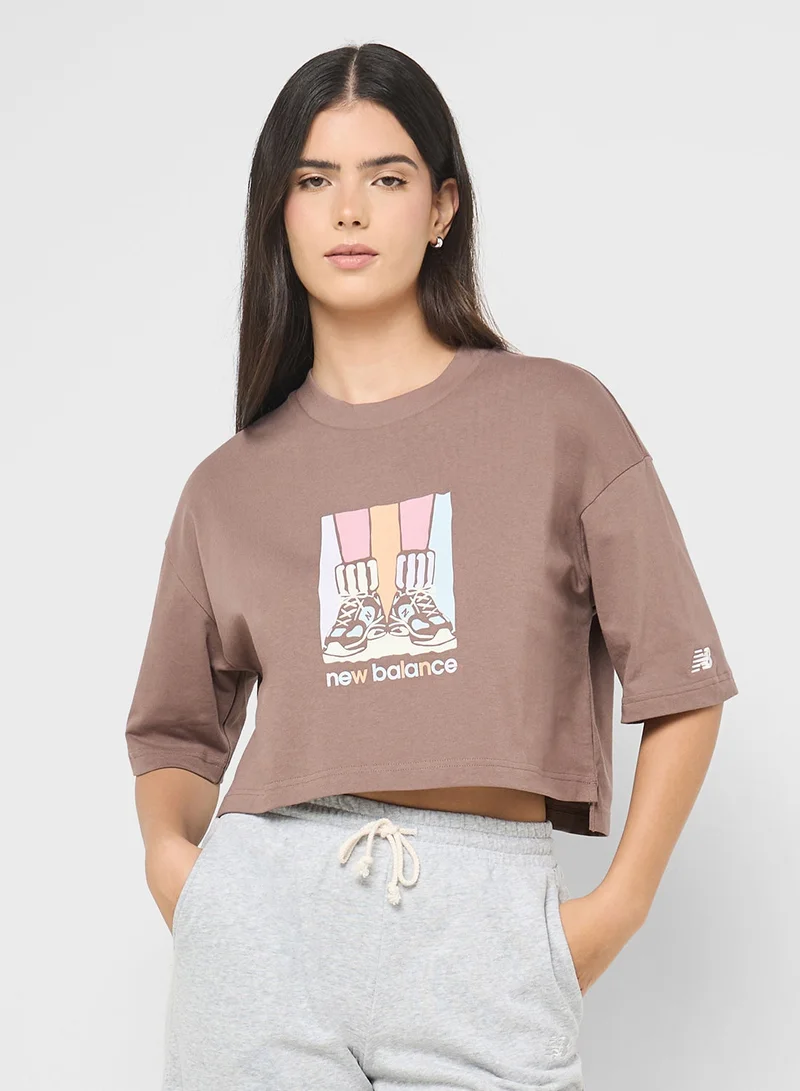 New Balance Athletics Gradient Shoes T-Shirt